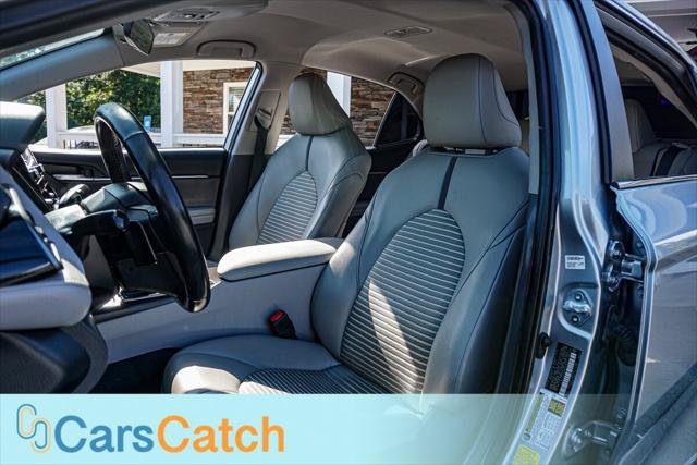 Used 2021 Toyota Camry SE FWD image 20