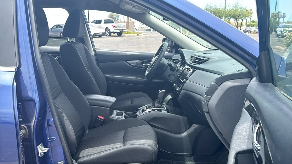 Used 2020 Nissan Rogue SV AWD/4WD image 21