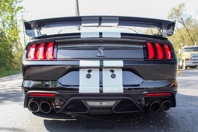 Used 2022 Ford Mustang Shelby GT500 w/ Carbon Fiber Track Pack image 77
