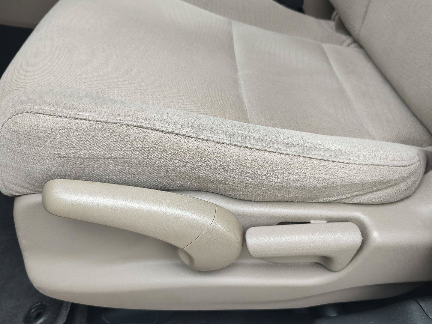 Used 2016 Honda Pilot LX image 3