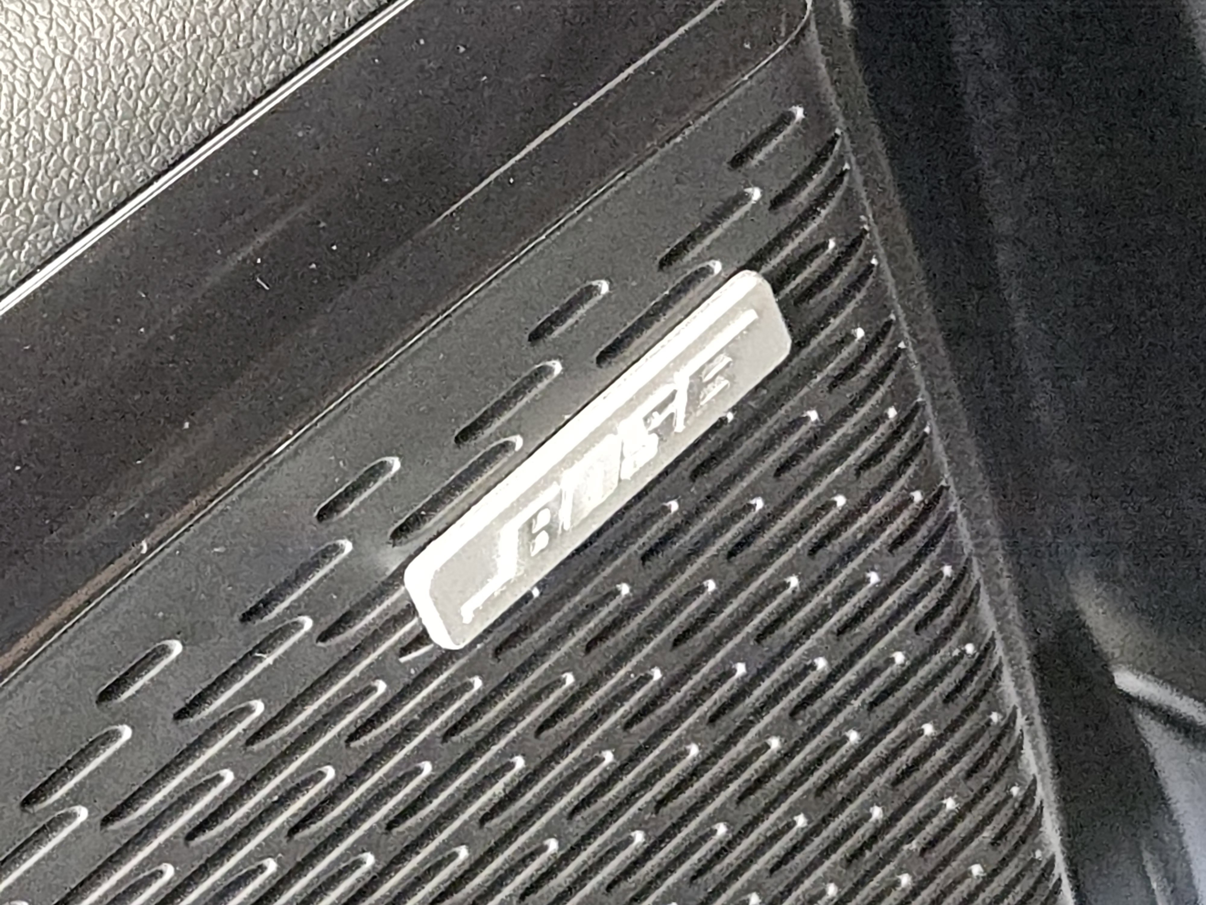 New 2026 GMC Acadia AT4 w/ Luxury Package image 18