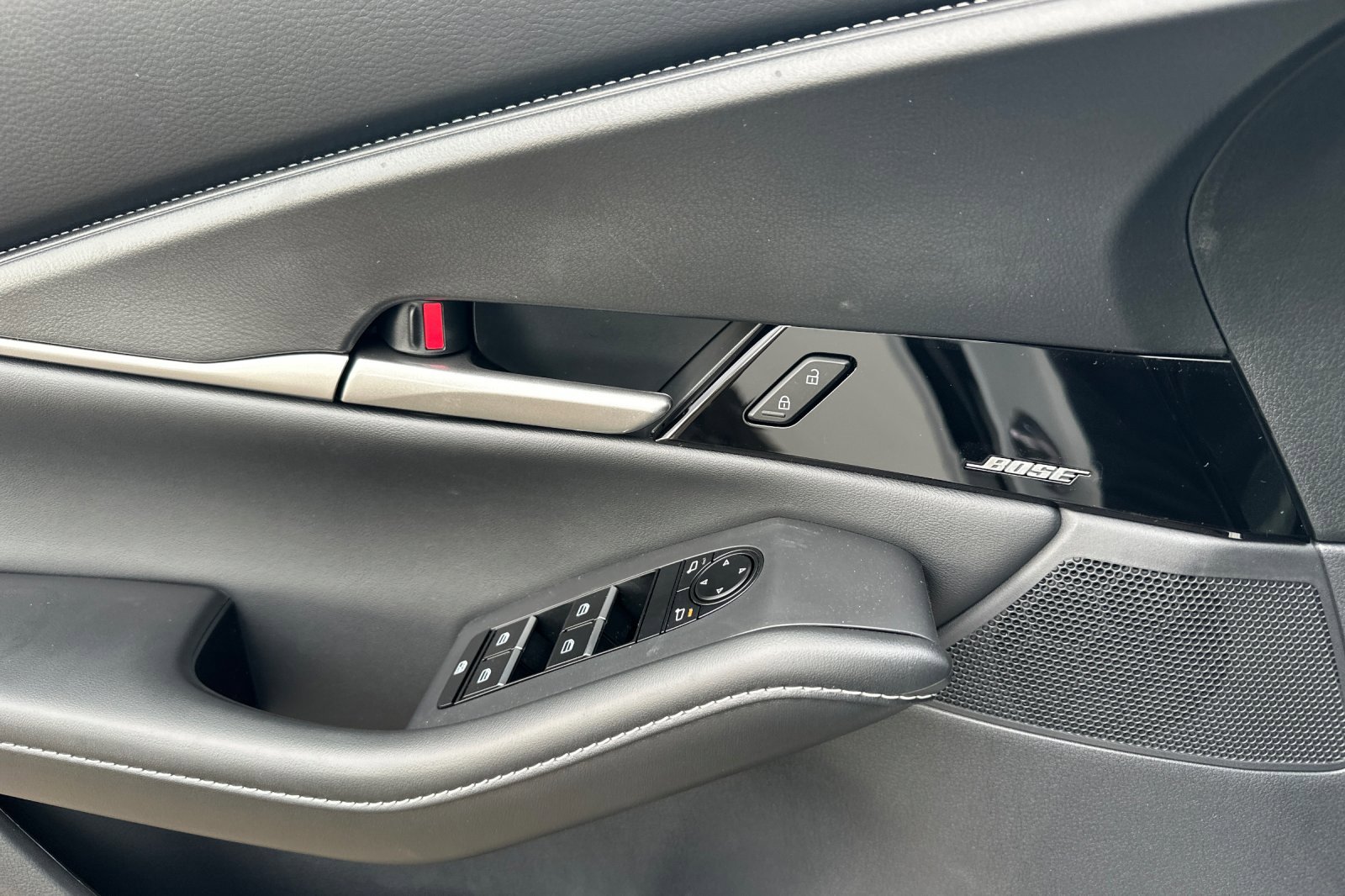 New 2026 MAZDA CX-30 2.5 Turbo w/ Premium Package image 11