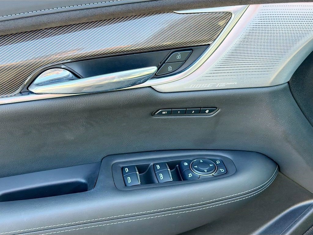 Certified 2025 Cadillac XT6 Premium Luxury w/ Platinum Package image 20