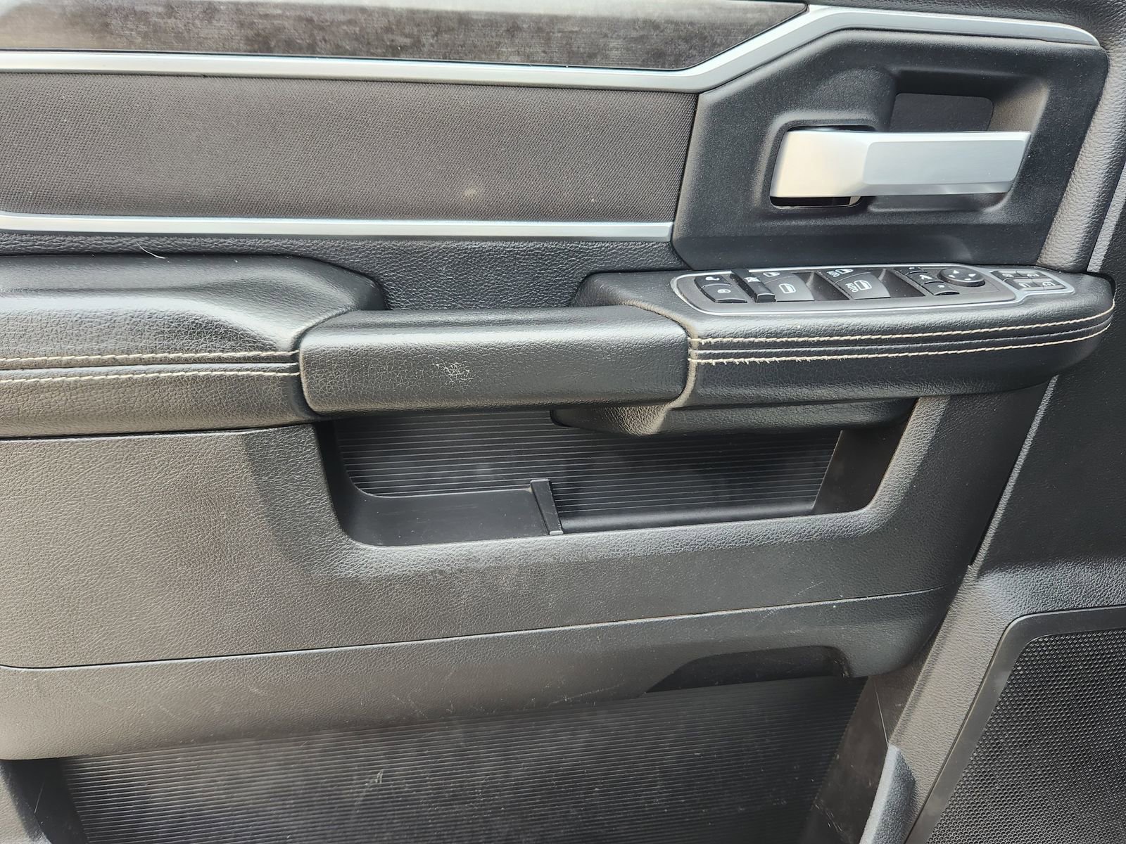 Used 2024 RAM 2500 Big Horn w/ Off Road Package image 30