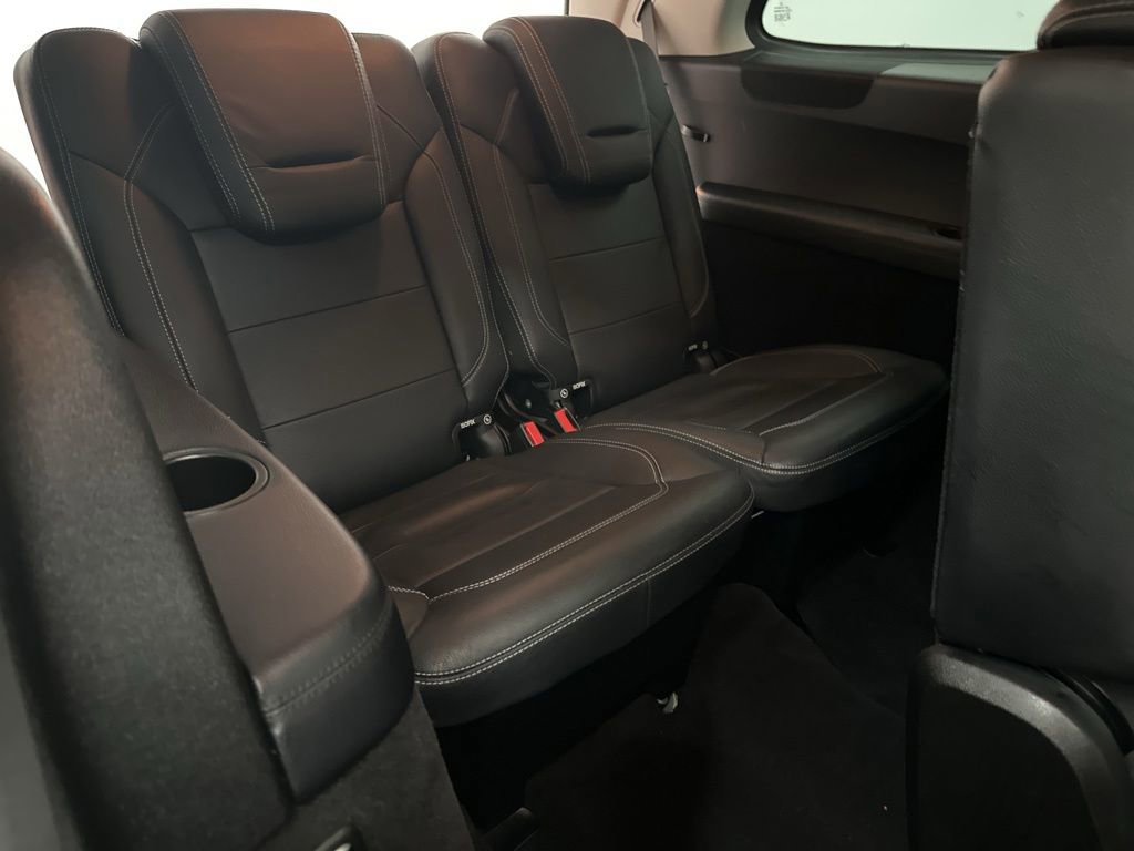 Certified 2016 Mercedes-Benz GL 550 4MATIC image 26