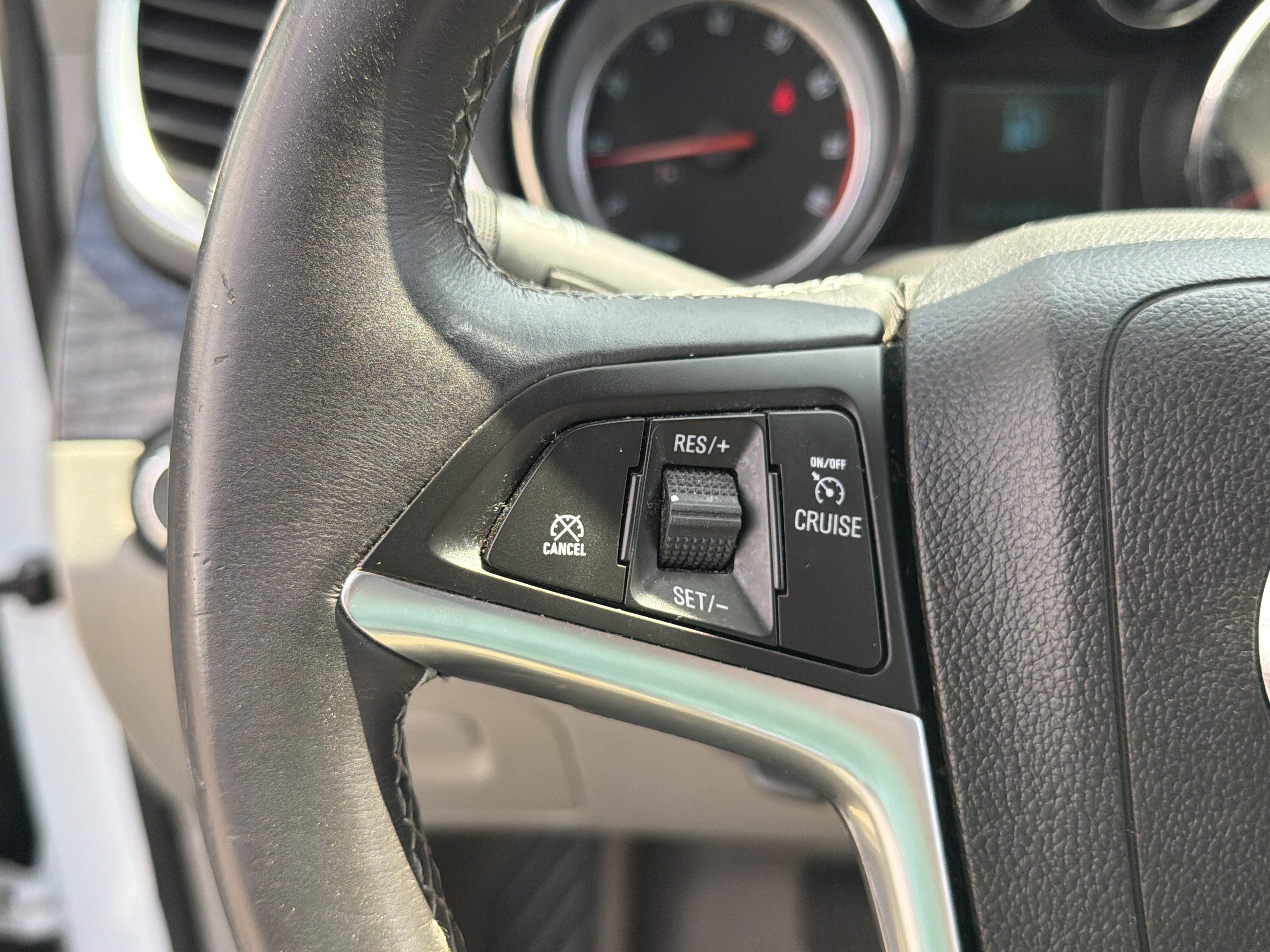 Used 2016 Buick Encore Convenience FWD image 15