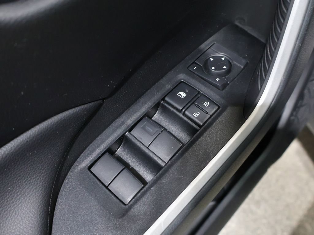 Used 2025 Toyota RAV4 LE image 13