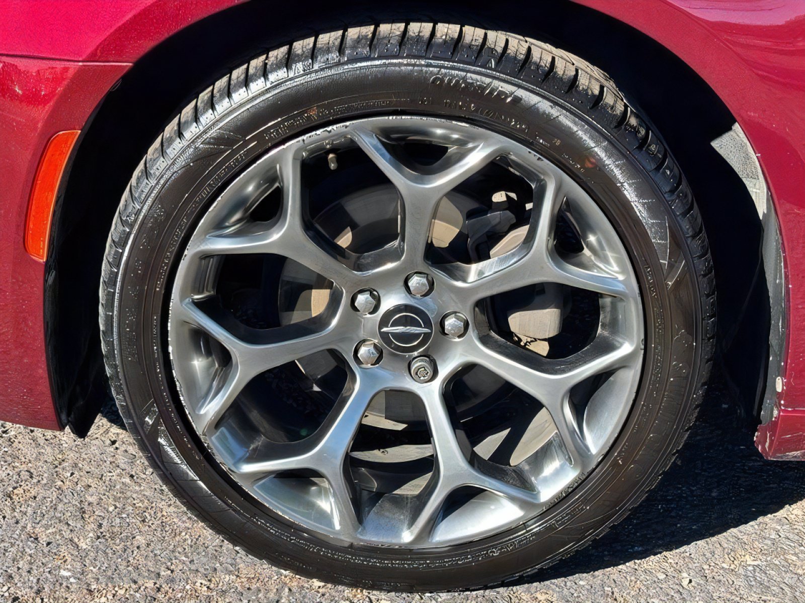 Used 2018 Chrysler 300 Touring w/ Sport Appearance Package RWD image 10