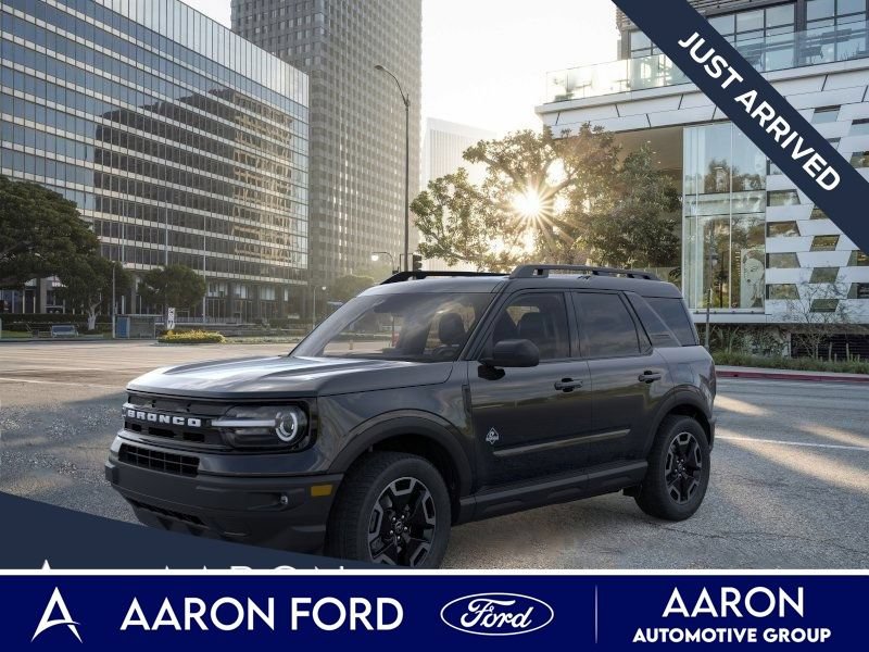 Used 2024 Ford Bronco Sport Outer Banks w/ Tech Package AWD/4WD image 1