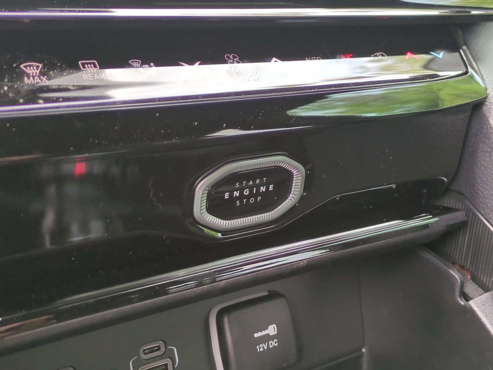 New 2026 Jeep Grand Cherokee Limited AWD/4WD image 30