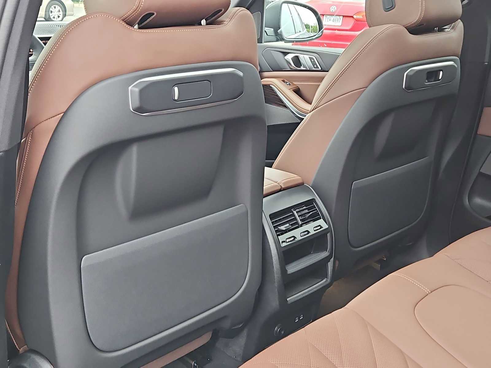 Used 2026 BMW X5 xDrive40i w/ Premium Package image 18