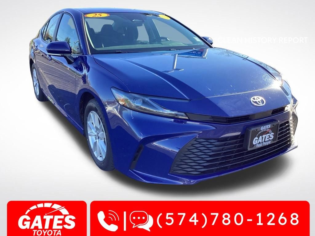Used 2025 Toyota Camry LE FWD image 1