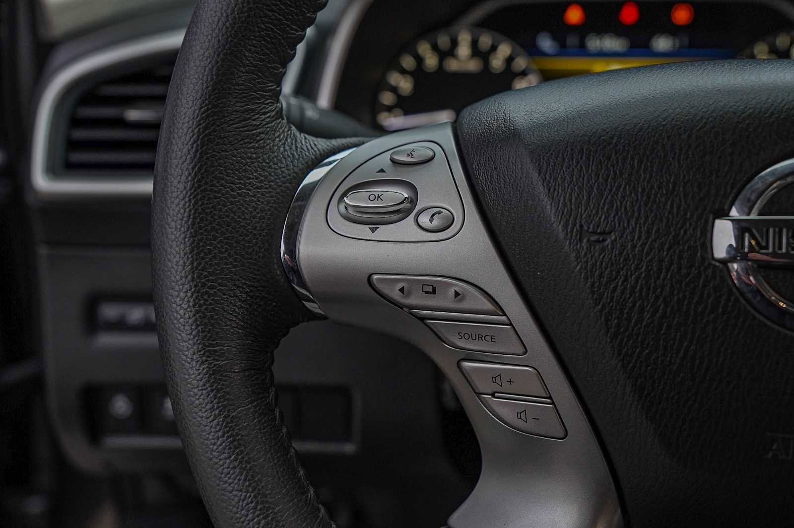 Used 2016 Nissan Murano Platinum image 13