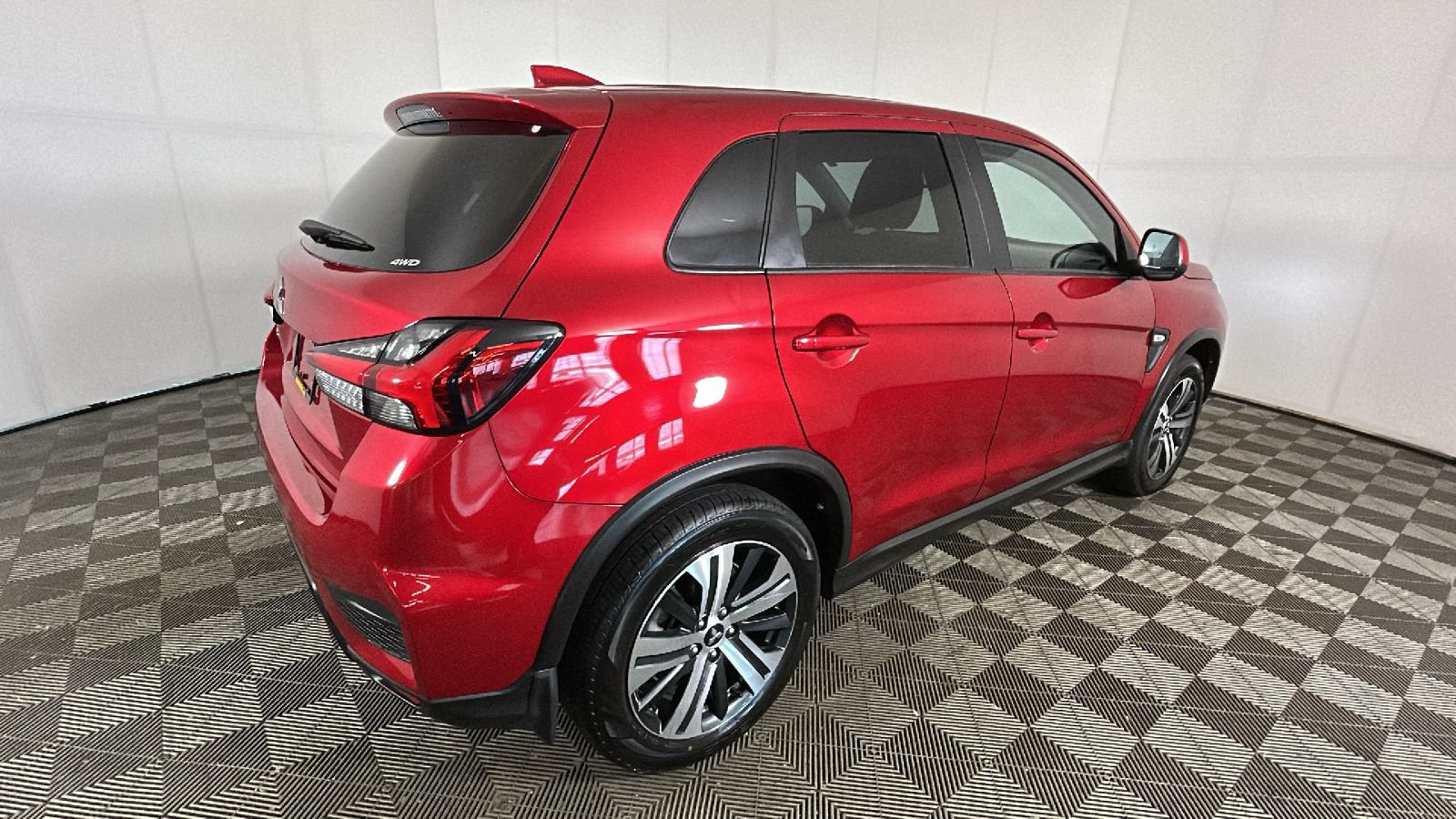 Used 2025 Mitsubishi Outlander Sport ES AWD/4WD image 2