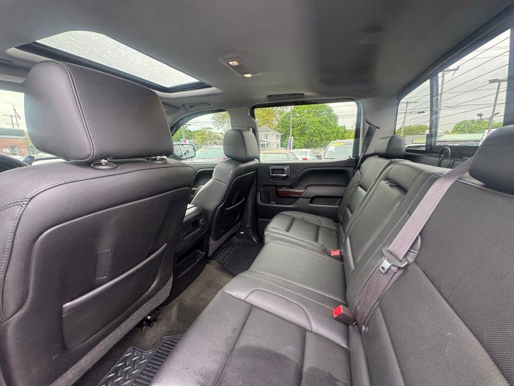 Used 2015 GMC Sierra 1500 SLT w/ SLT Crew Cab Value Package AWD/4WD image 31