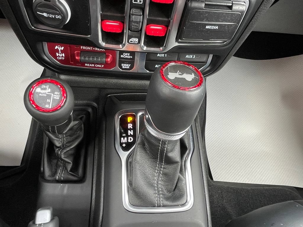 Used 2024 Jeep Wrangler Unlimited Rubicon AWD/4WD image 31
