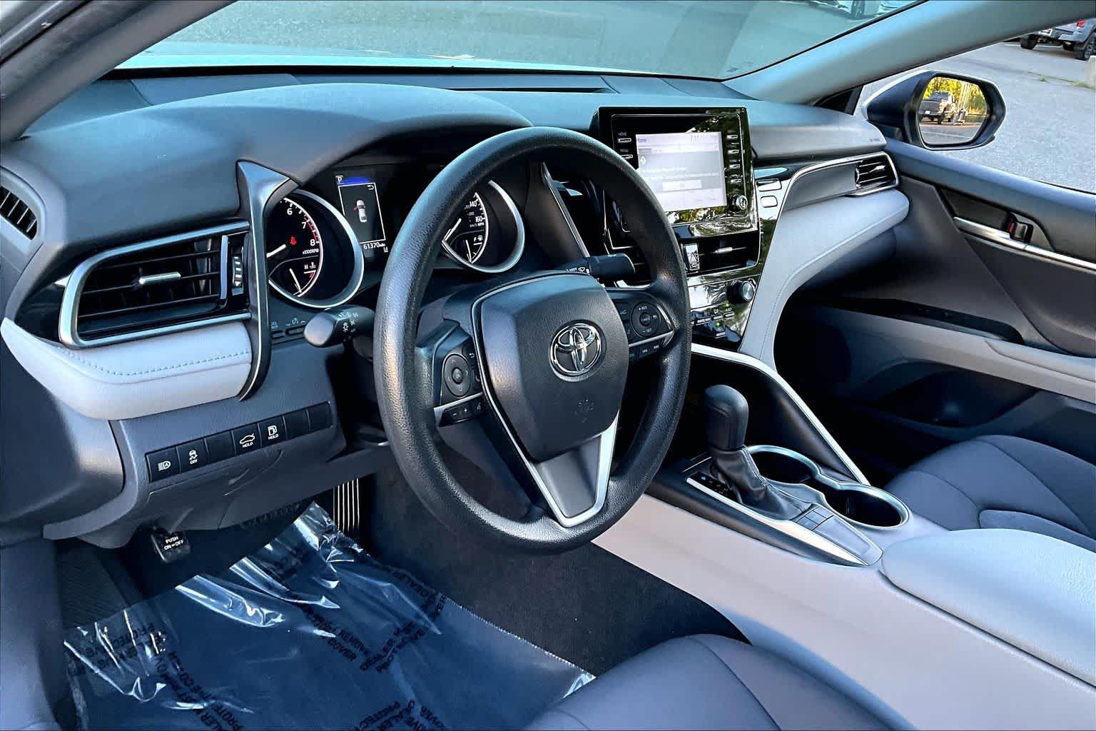Used 2024 Toyota Camry LE FWD image 17
