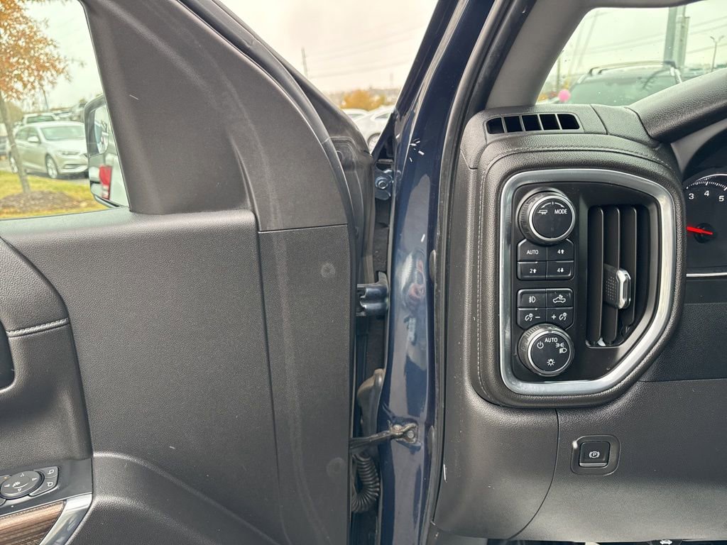 Used 2022 Chevrolet Silverado 1500 RST w/ Z71 Off-Road Package image 12