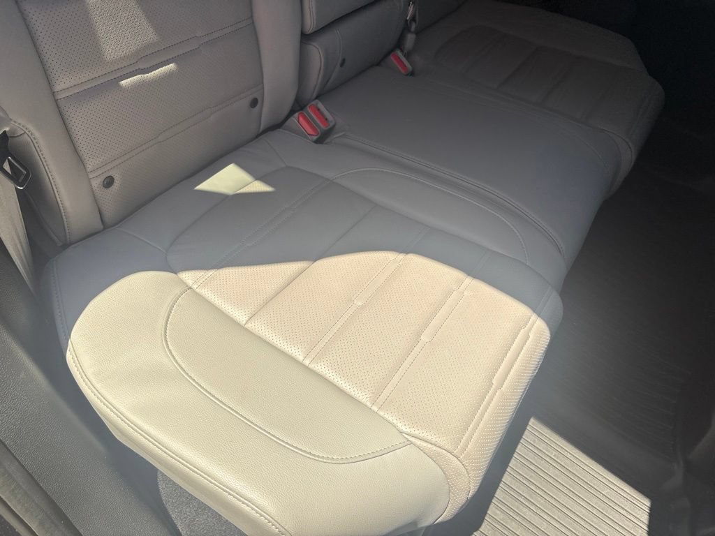 Certified 2017 Honda CR-V Touring image 33