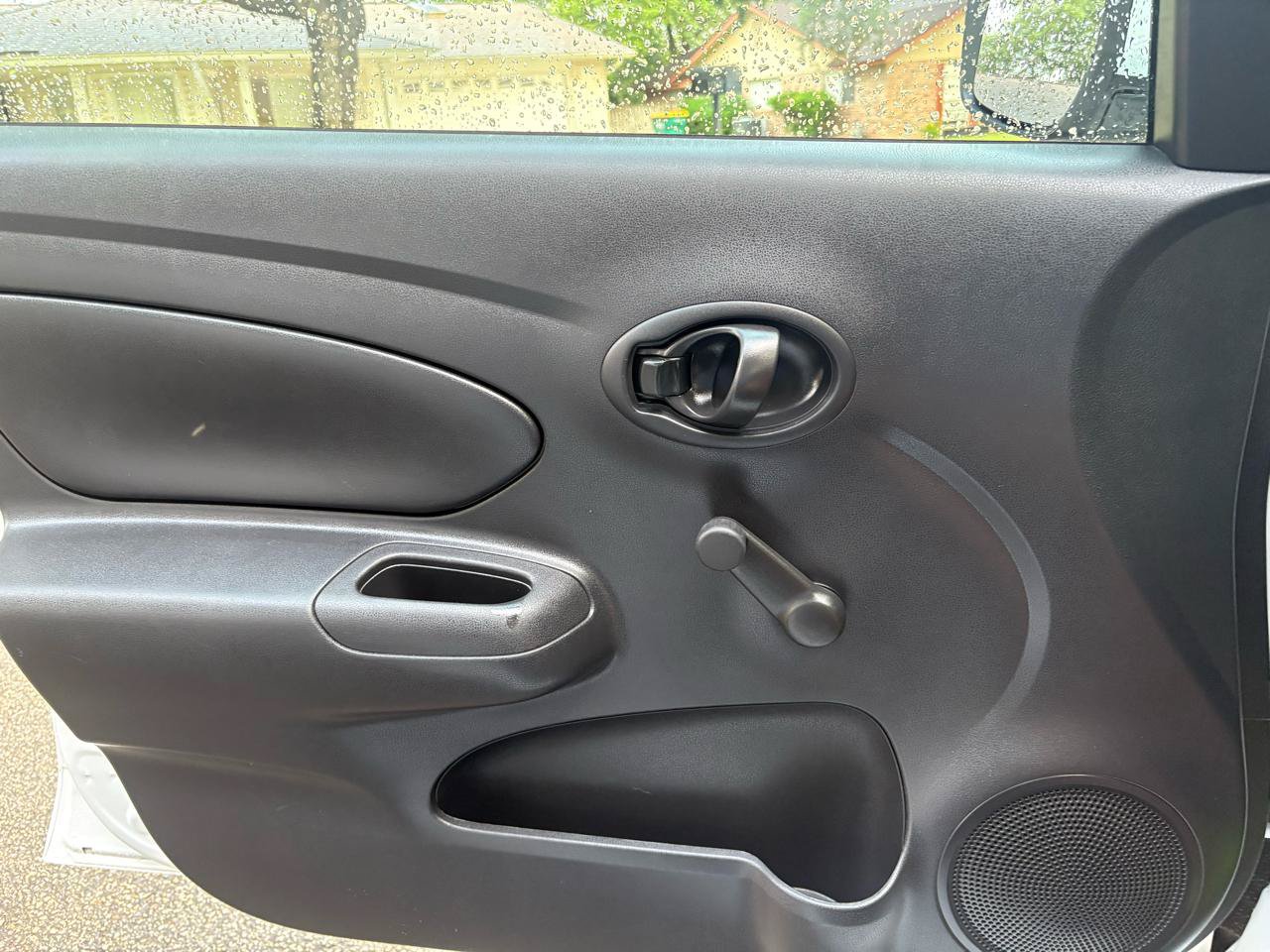 Used 2019 Nissan Versa S FWD image 7