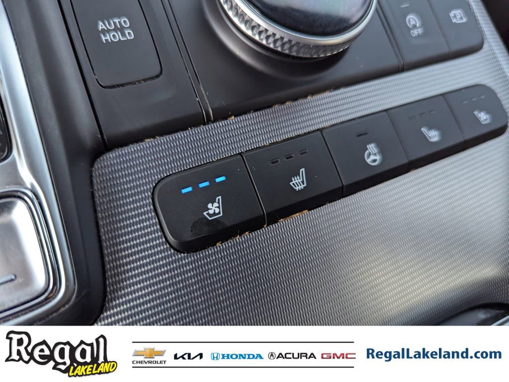 Used 2023 Hyundai Palisade Calligraphy image 24