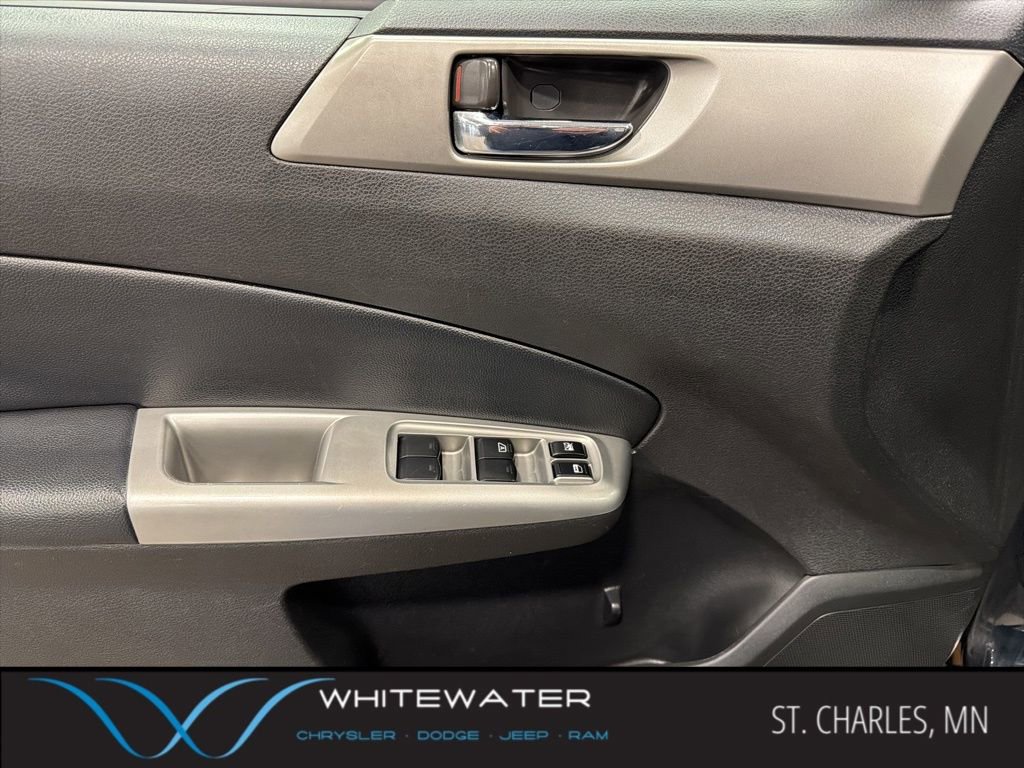 Used 2010 Subaru Forester 2.5X Premium image 12
