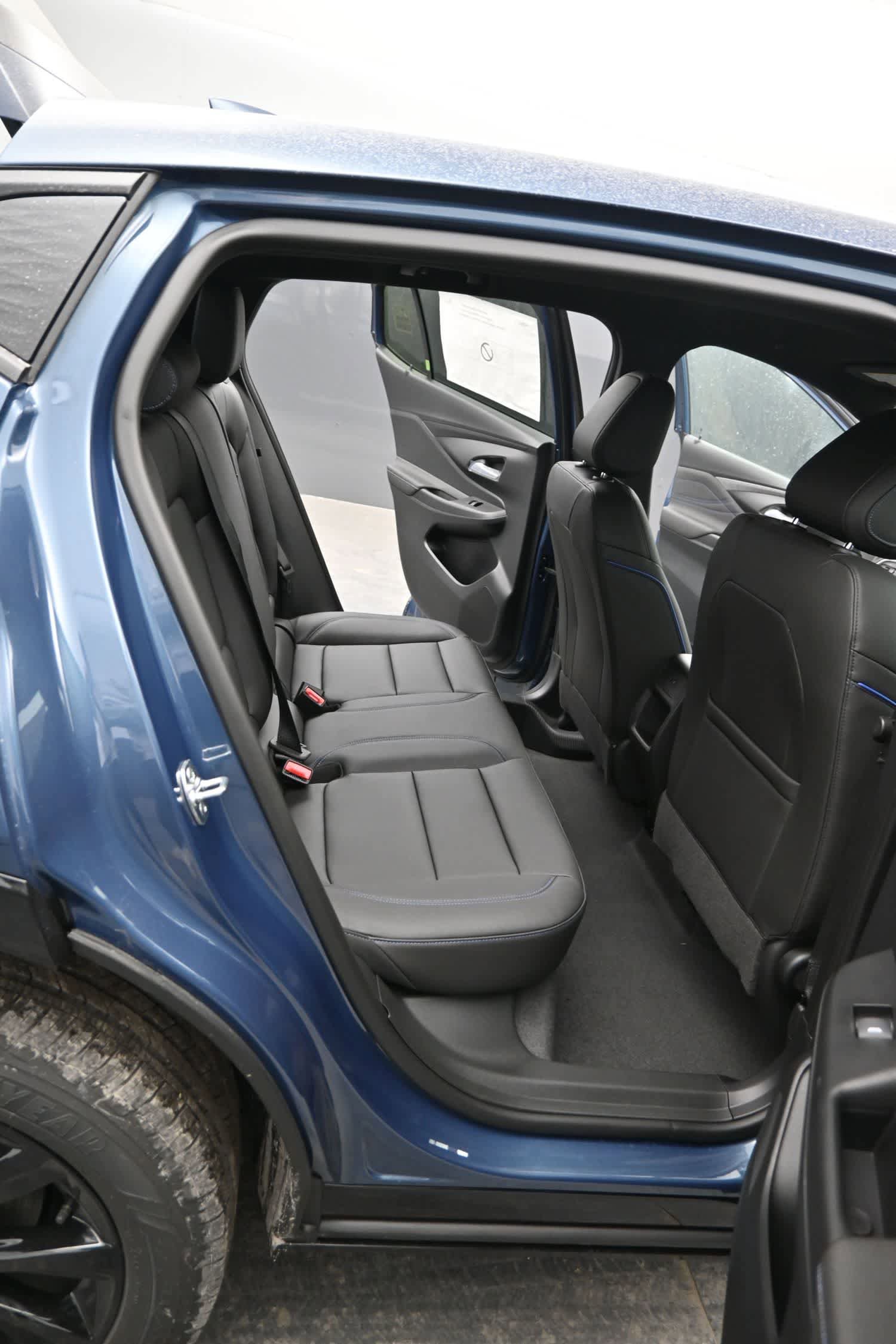 New 2026 Buick Envista Sport Touring w/ Convenience I Package FWD image 15