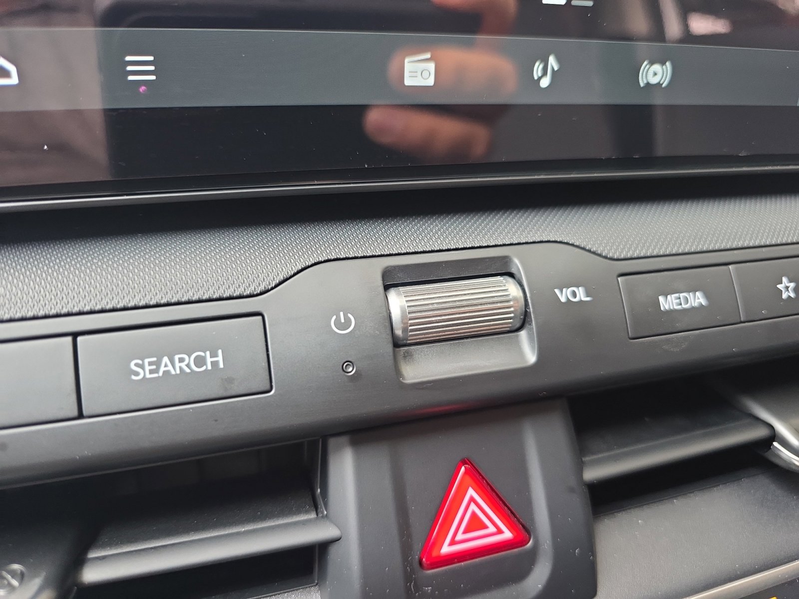 Certified 2025 Kia K4 FWD image 15
