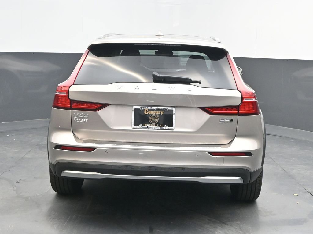 New 2026 Volvo V60 B5 Cross Country Plus w/ Protection Package Premier image 6