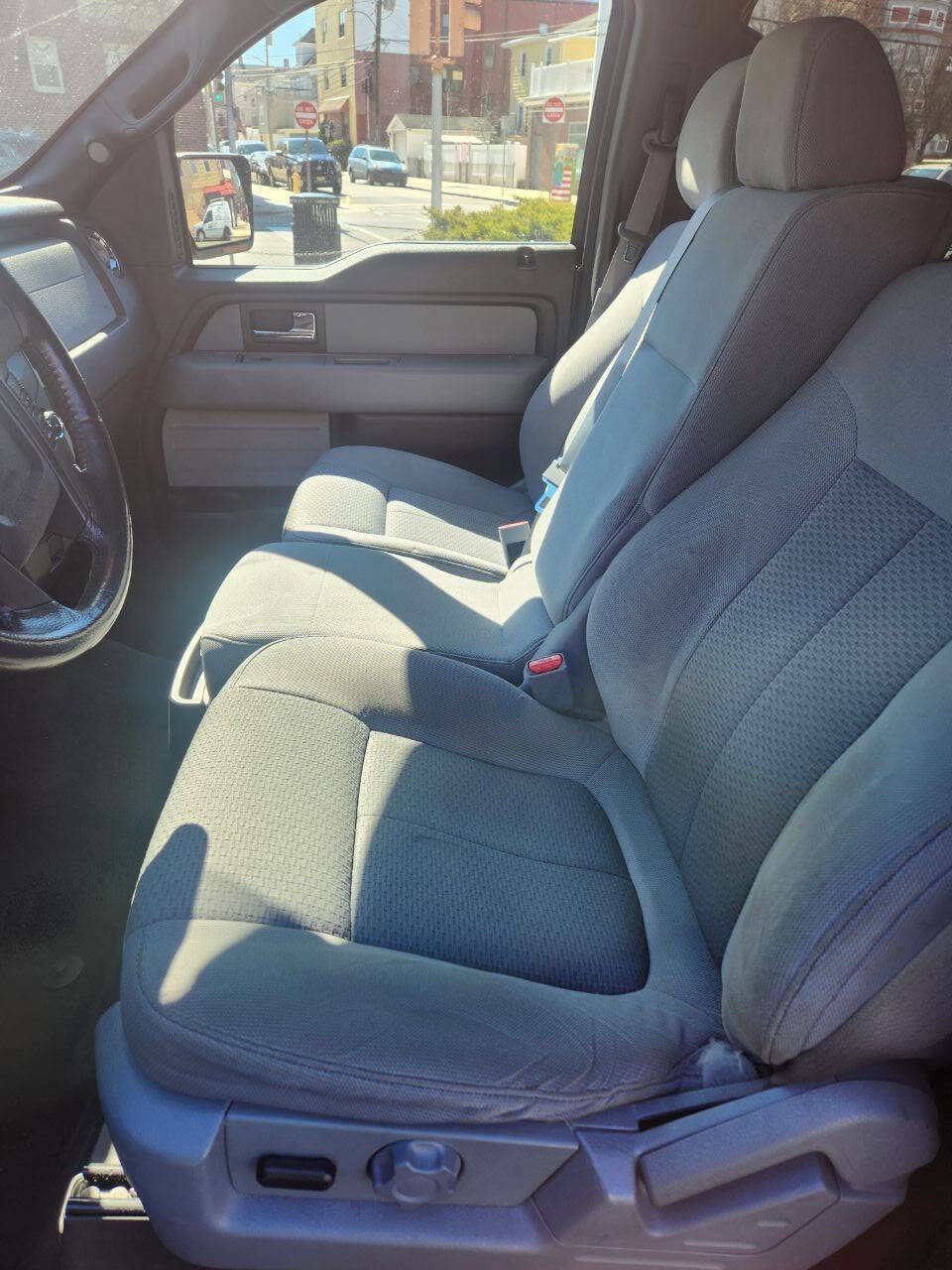 Used 2013 Ford F150 XLT w/ Luxury Equipment Group AWD/4WD image 22