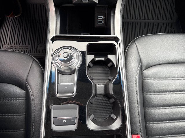 Used 2020 Ford Edge SEL w/ Convenience Package AWD/4WD image 24