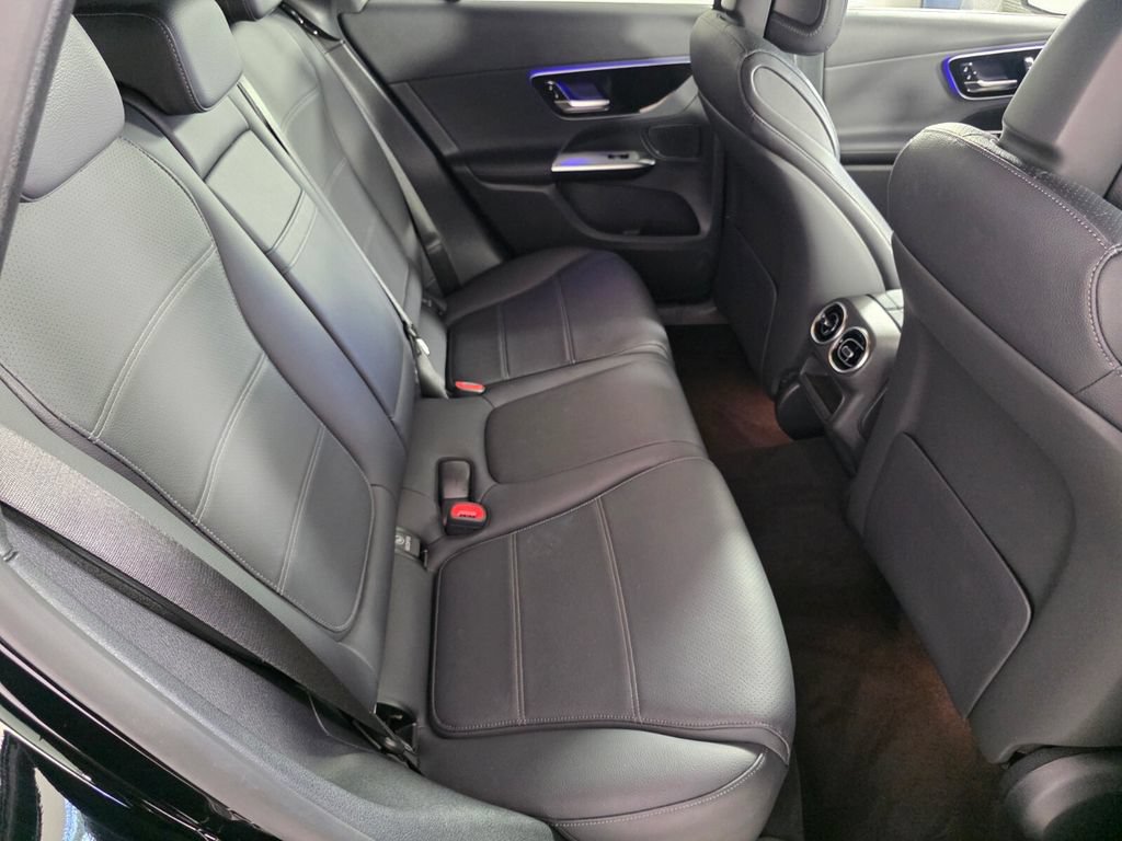 Certified 2025 Mercedes-Benz GLC 300 image 23