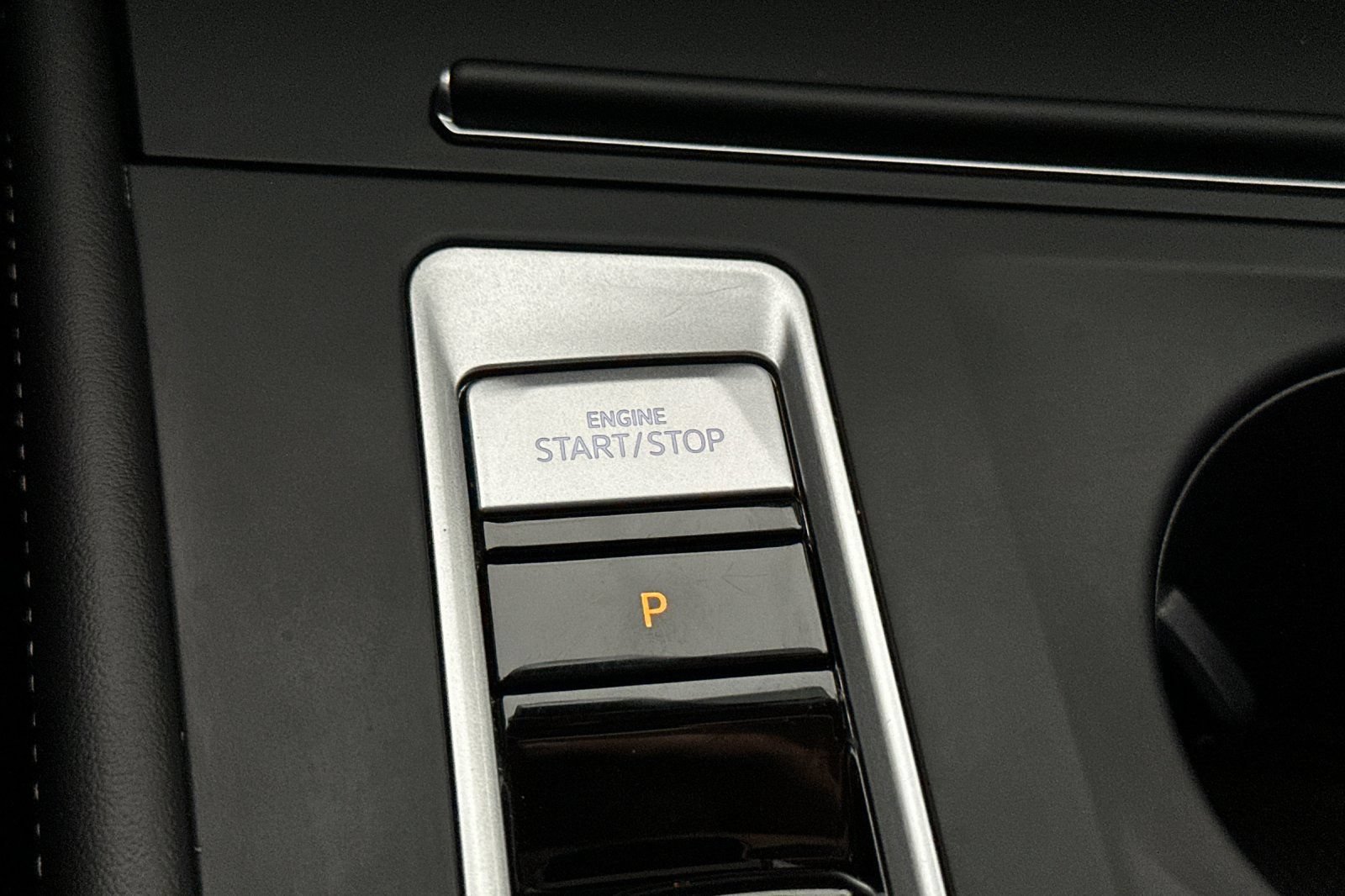Used 2024 Volkswagen Atlas SE FWD image 23