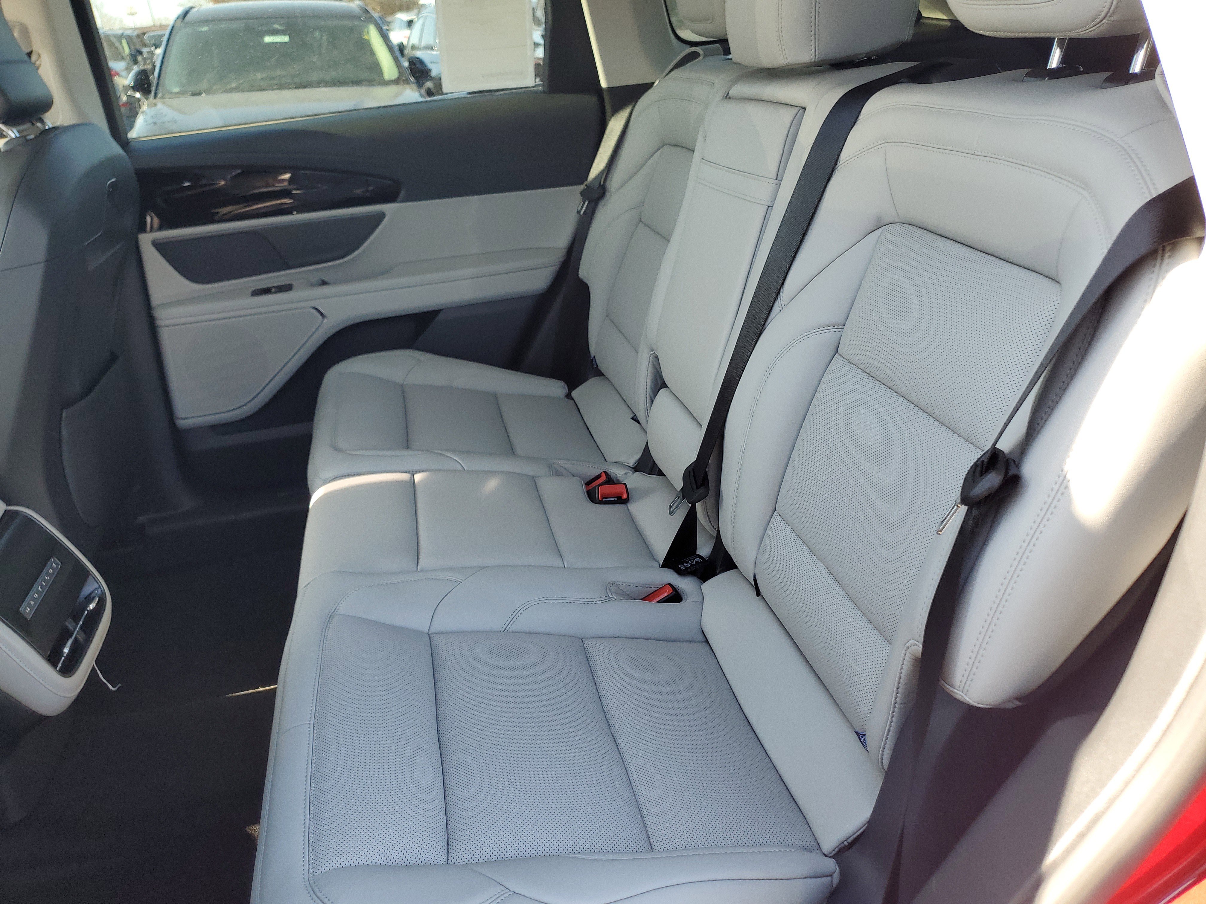 New 2026 Lincoln Nautilus Premier image 28