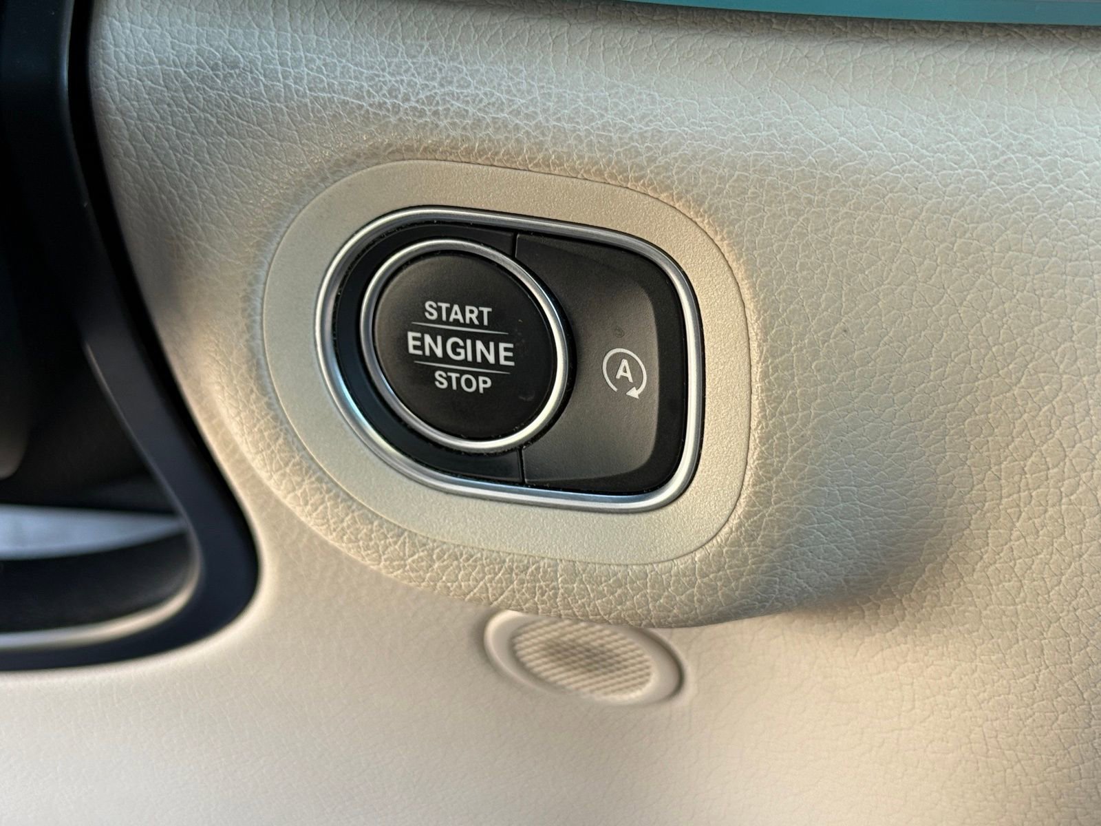 Used 2022 Mercedes-Benz GLS 450 4MATIC image 35