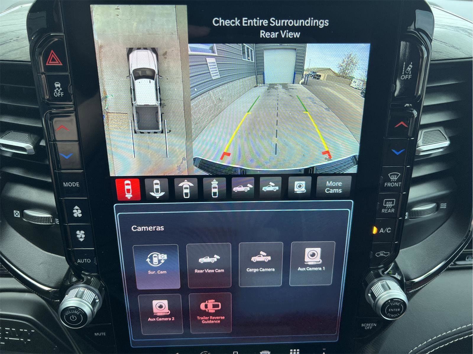 Used 2025 RAM 2500 Limited image 29