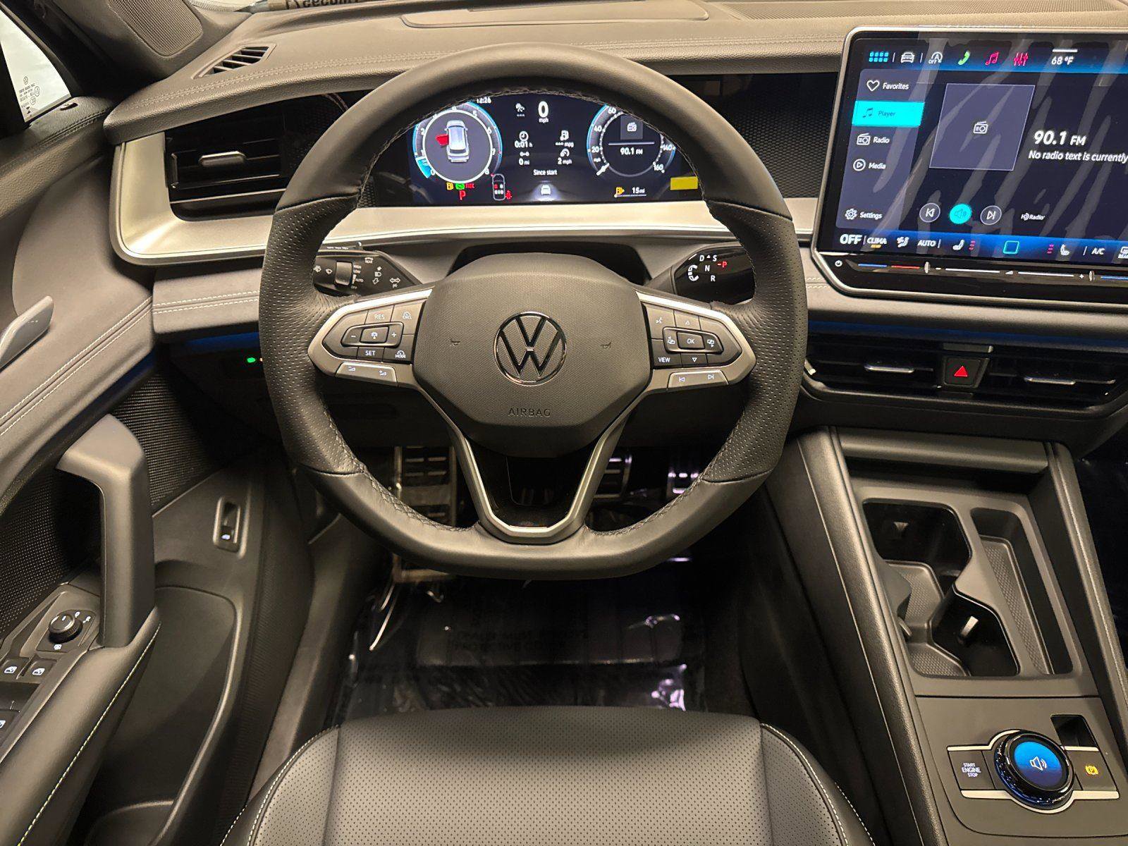 New 2026 Volkswagen Tiguan SE R-Line image 13