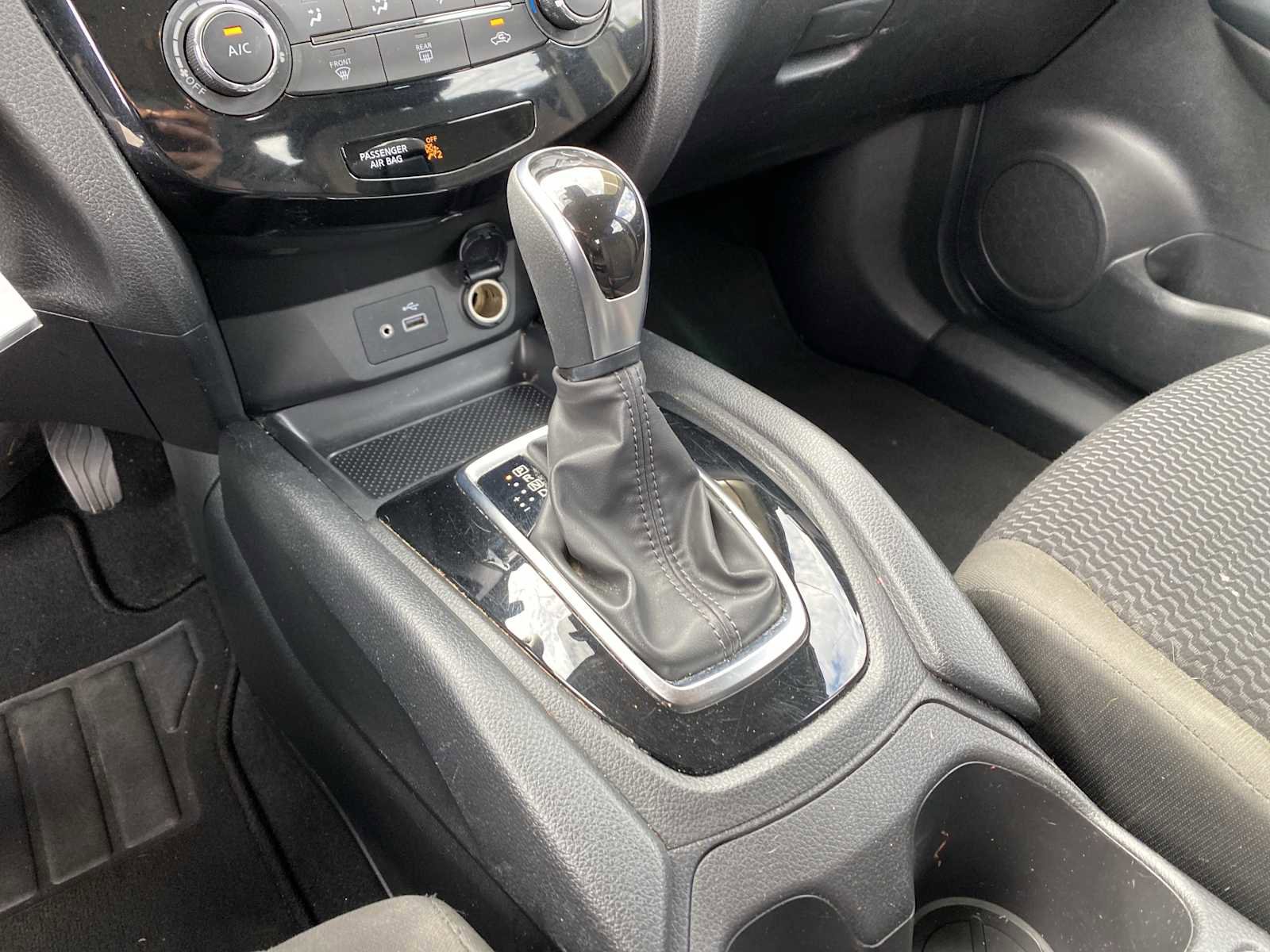 Used 2021 Nissan Rogue Sport S image 17