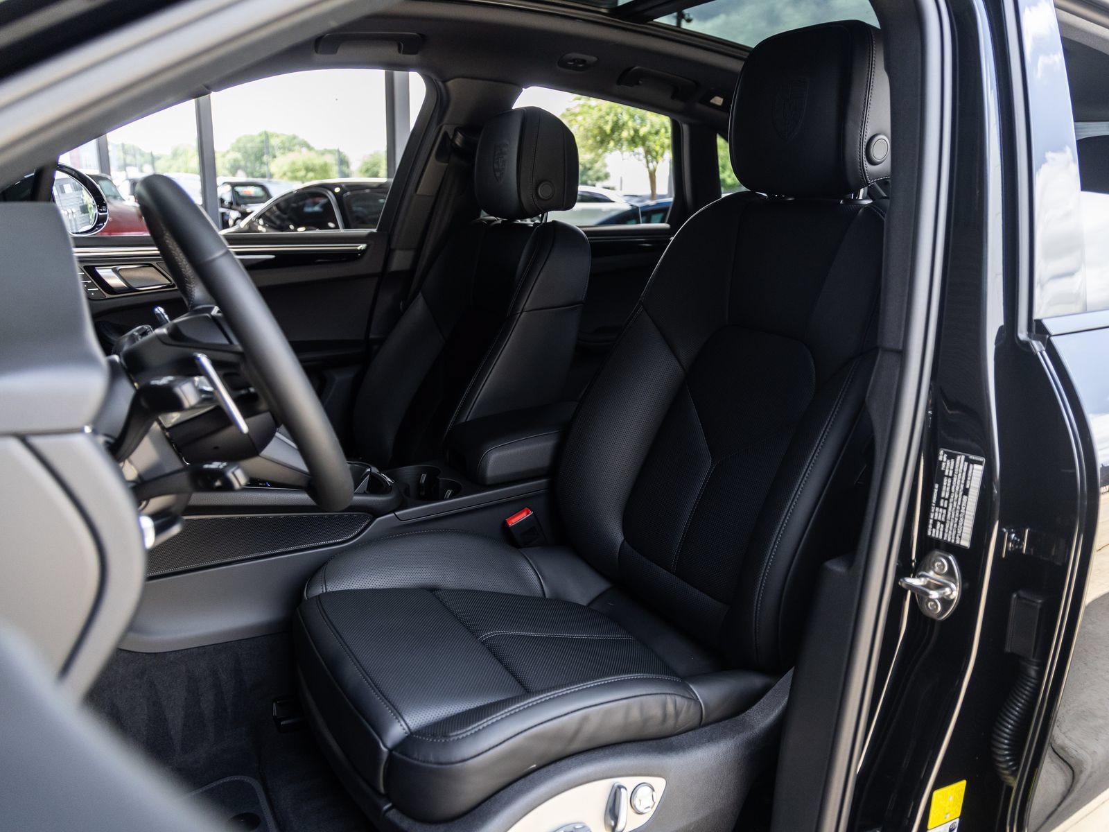 New 2026 Porsche Macan S AWD/4WD image 5