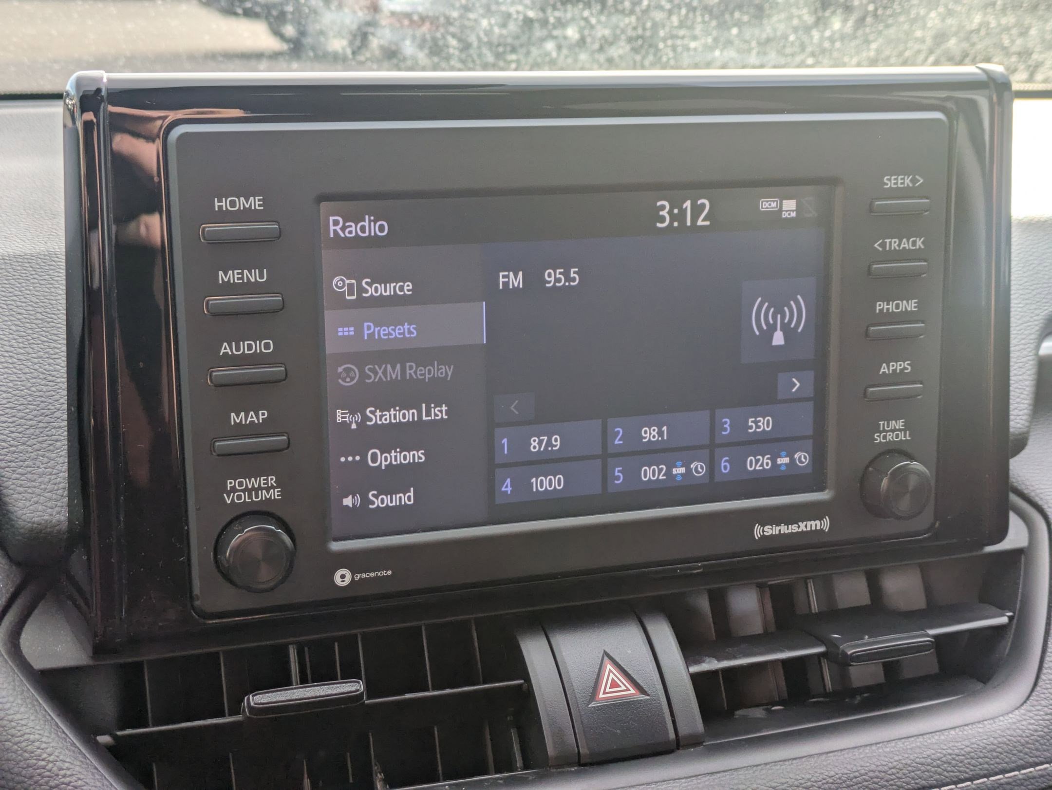 Used 2021 Toyota RAV4 XLE w/ Carpet Mat Package (TMS) image 21