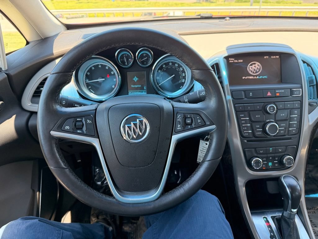 Used 2012 Buick Verano FWD image 16