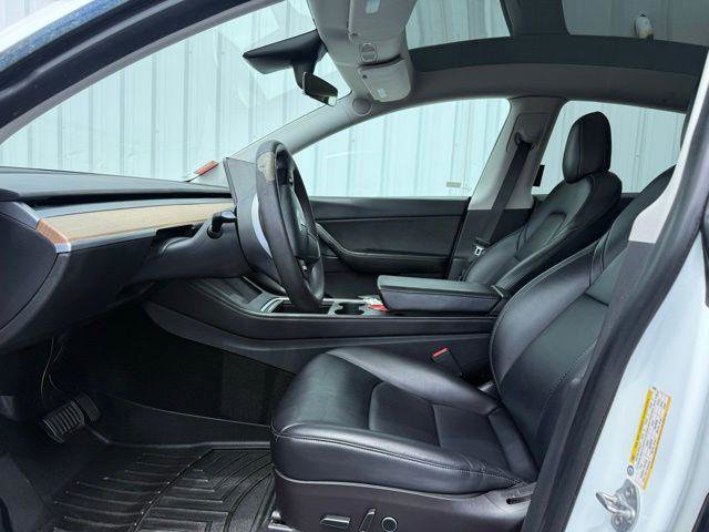 Used 2021 Tesla Model Y Long Range AWD/4WD image 6