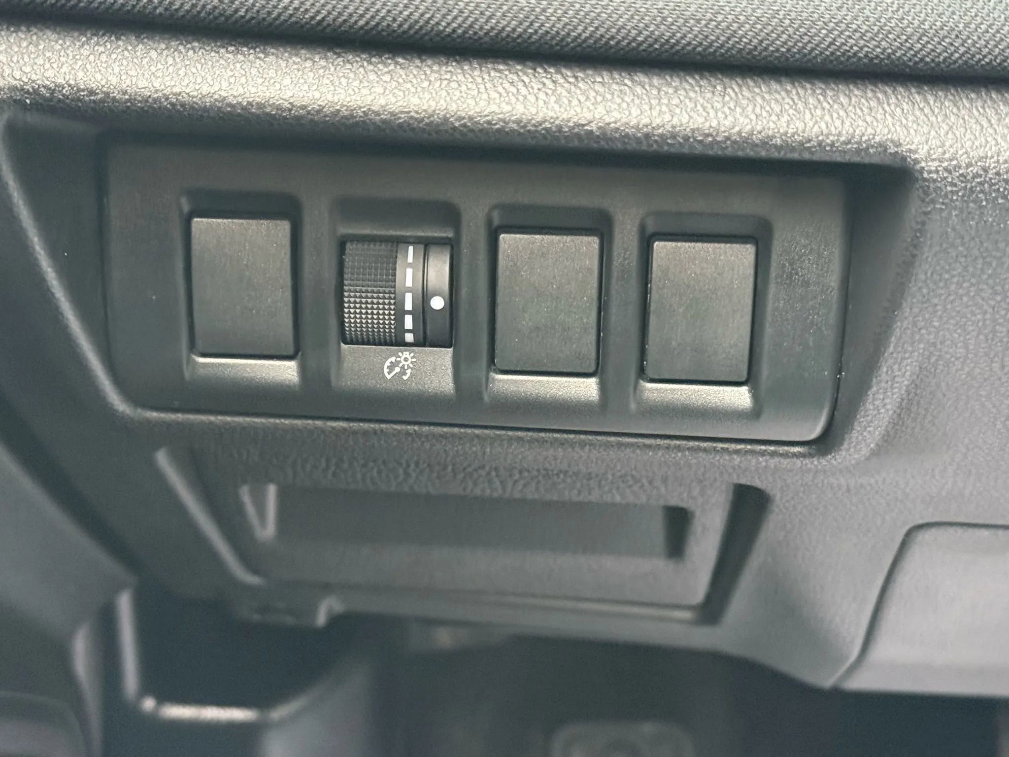 Used 2022 Subaru Outback Premium image 43