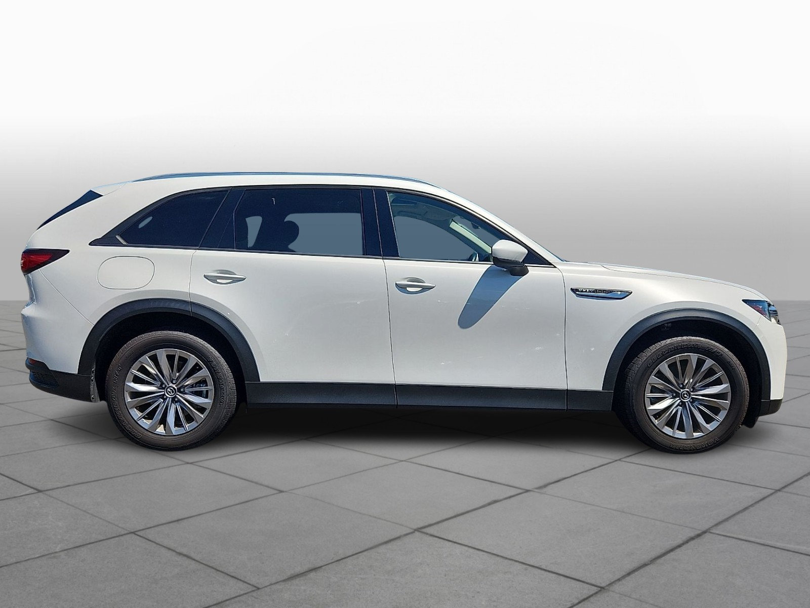 Certified 2024 MAZDA CX-90 Plug-In Hybrid w/ Preferred AWD/4WD image 8