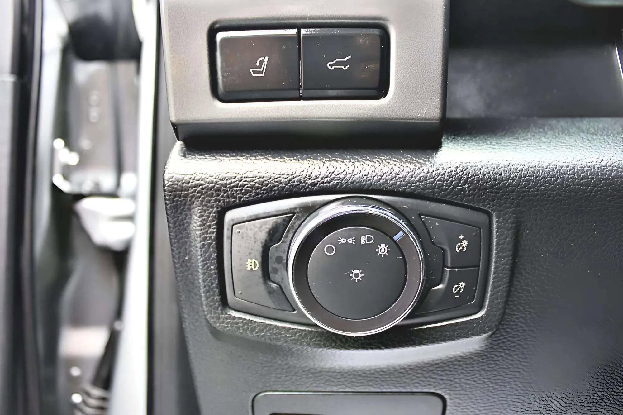 Used 2021 Ford Expedition XLT image 22