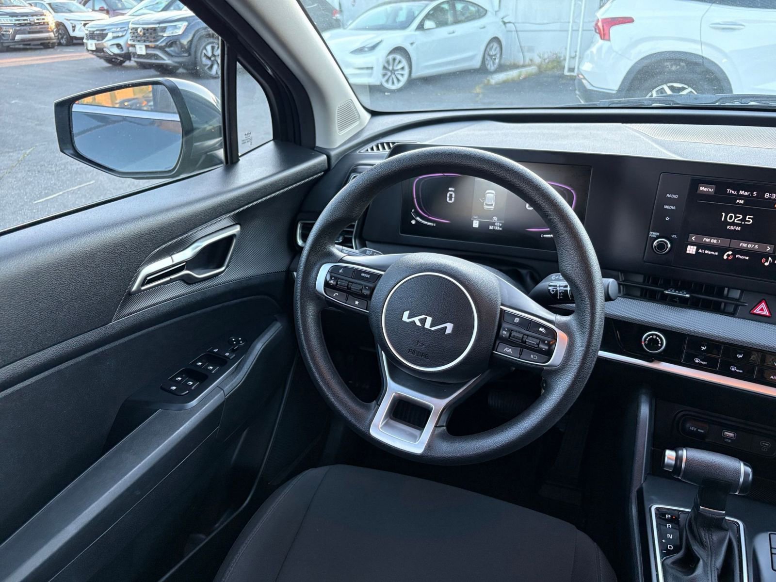 Used 2025 Kia Sportage LX image 33