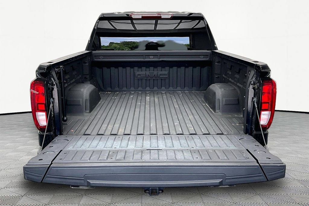 Used 2024 GMC Sierra 1500 Elevation w/ X31 Off-Road Package AWD/4WD image 18