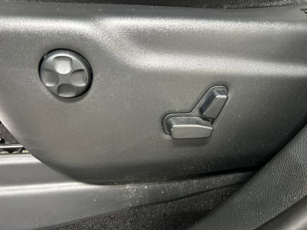 Certified 2021 Jeep Grand Cherokee Limited w/ Trailer Tow Group IV image 10