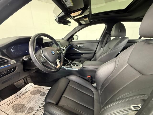 Used 2021 BMW 330i Sedan w/ Premium Package image 5
