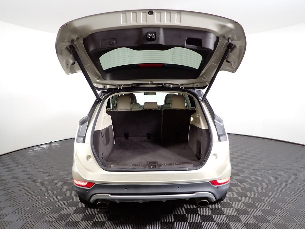 Used 2017 Lincoln MKC Premiere AWD/4WD image 14